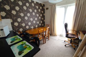 Dining Room- click for photo gallery